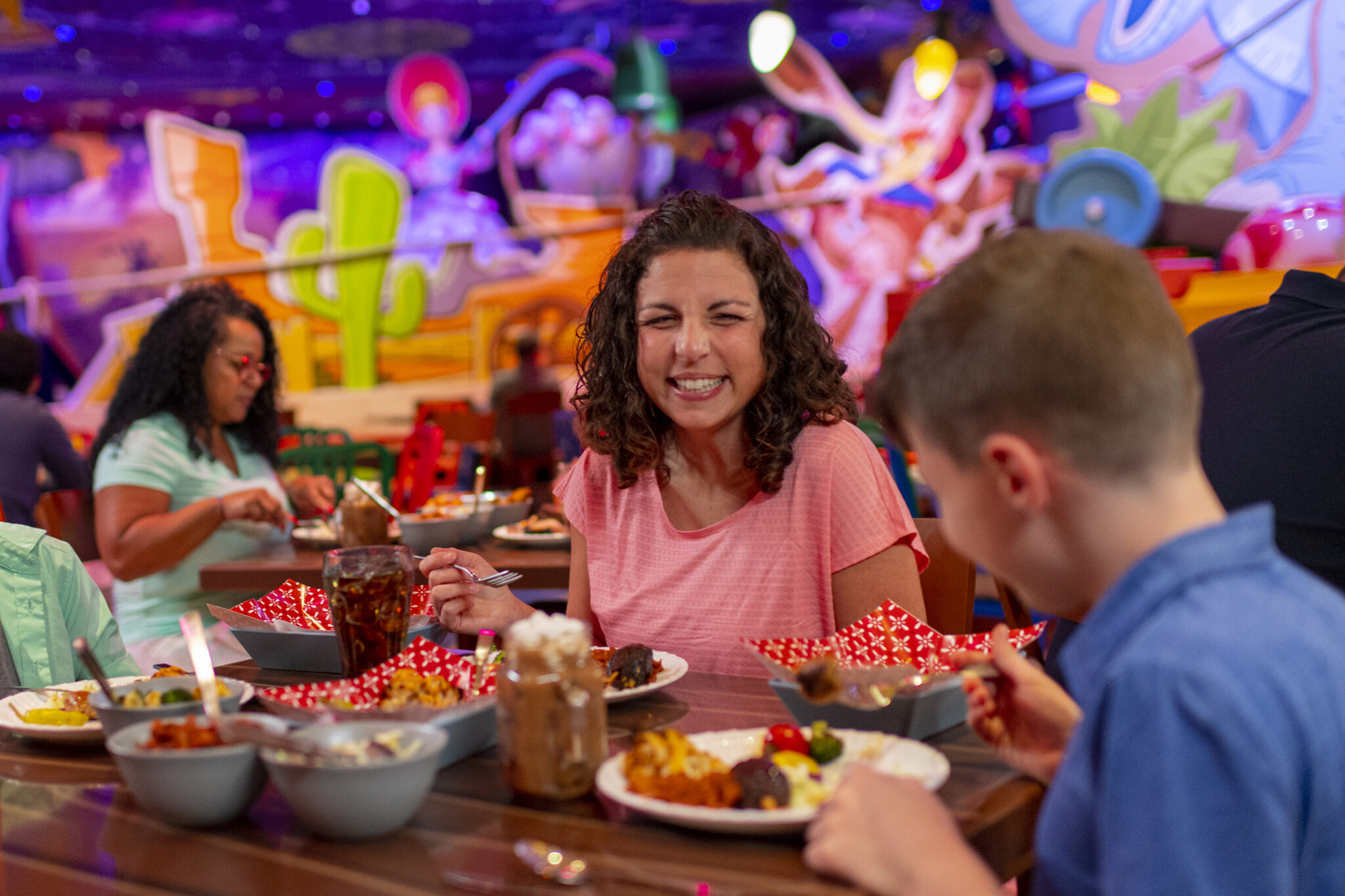 ¿Cuánto cuesta comer en Disney? Tips de Disney