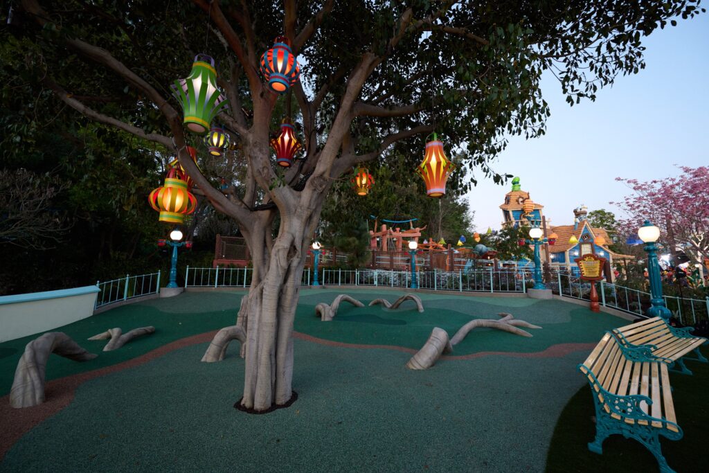 CenTOONial Park es un área al aire libre en Mickey's Toontown donde los niños pueden jugar 