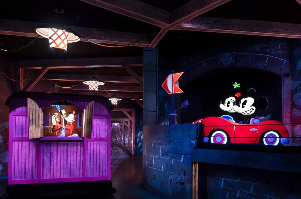 Mickey and Minnie's Runaway Railway es una de las mejores atracciones para niños en Hollywood Studios. Esto es por la gran historia, animación y efectos especiales