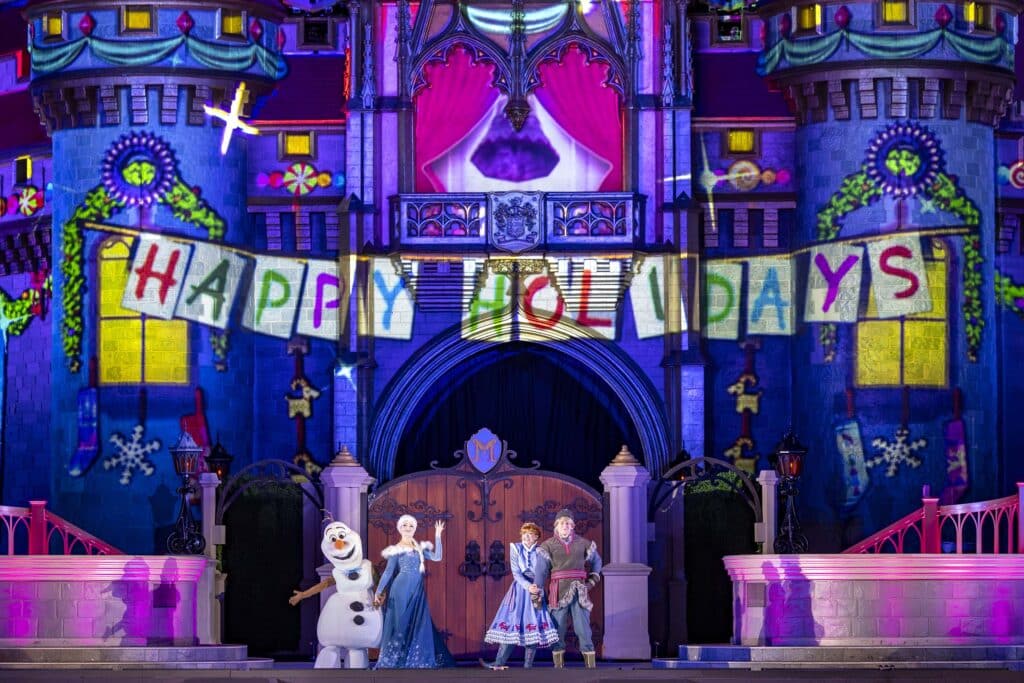 Frozen Holiday Surprise es un show nocturno exclusivo de Navidad en Disney World