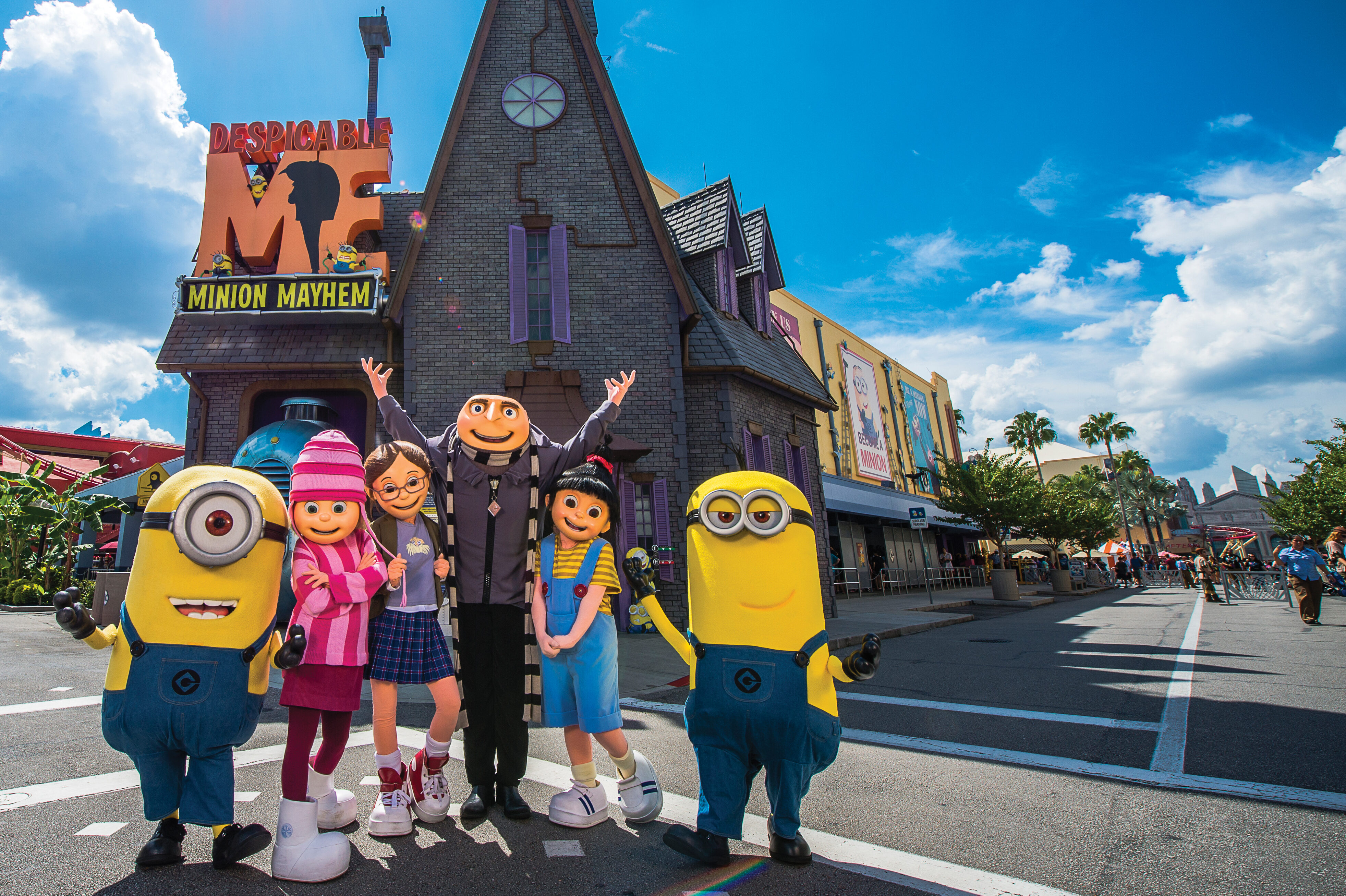 Algunos personajes te dan las mejores experiencias interactivas en Universal por su carisma y sus bromas